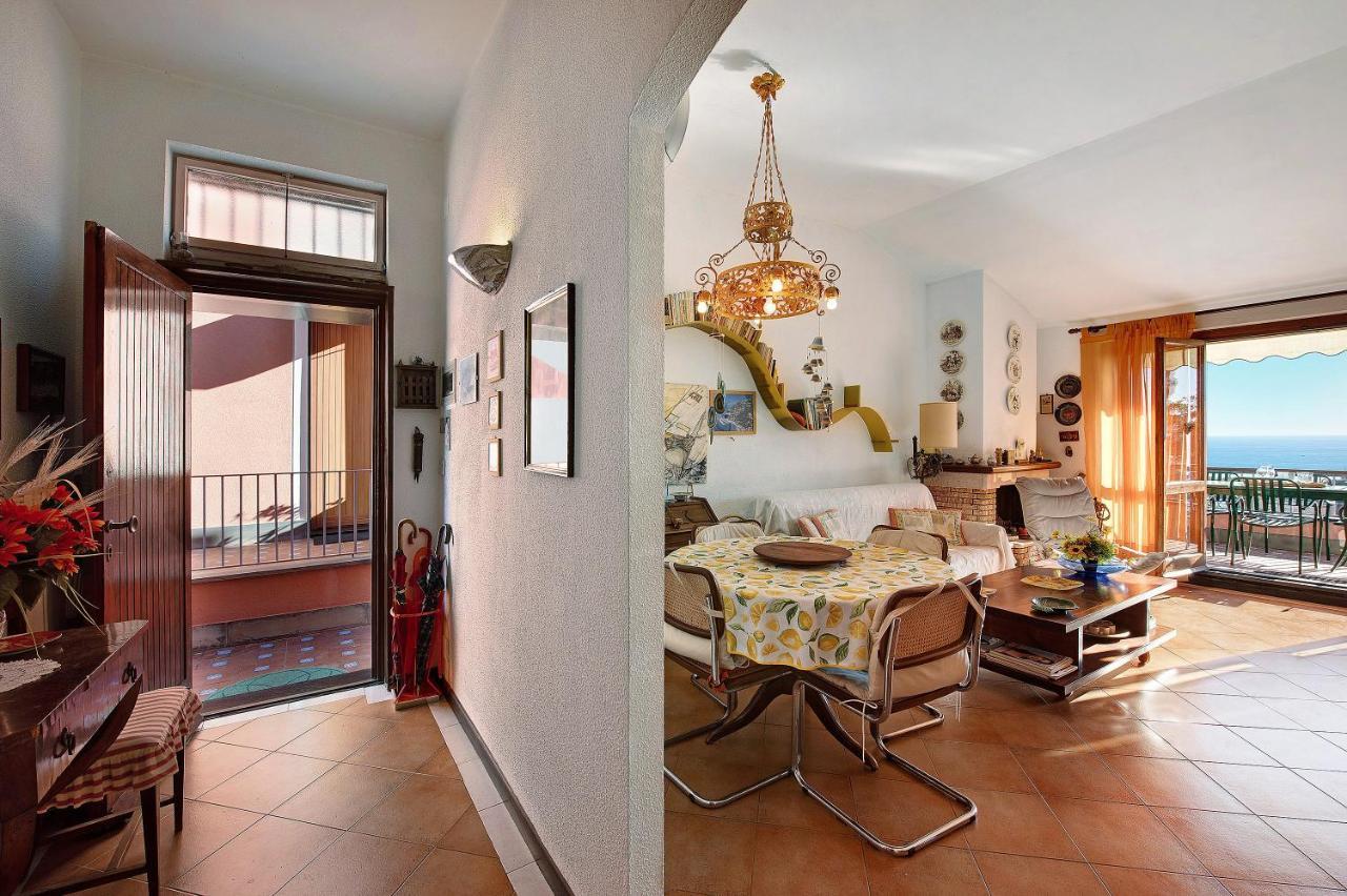 Giuditta - Arenzanohost Apartamento Exterior foto